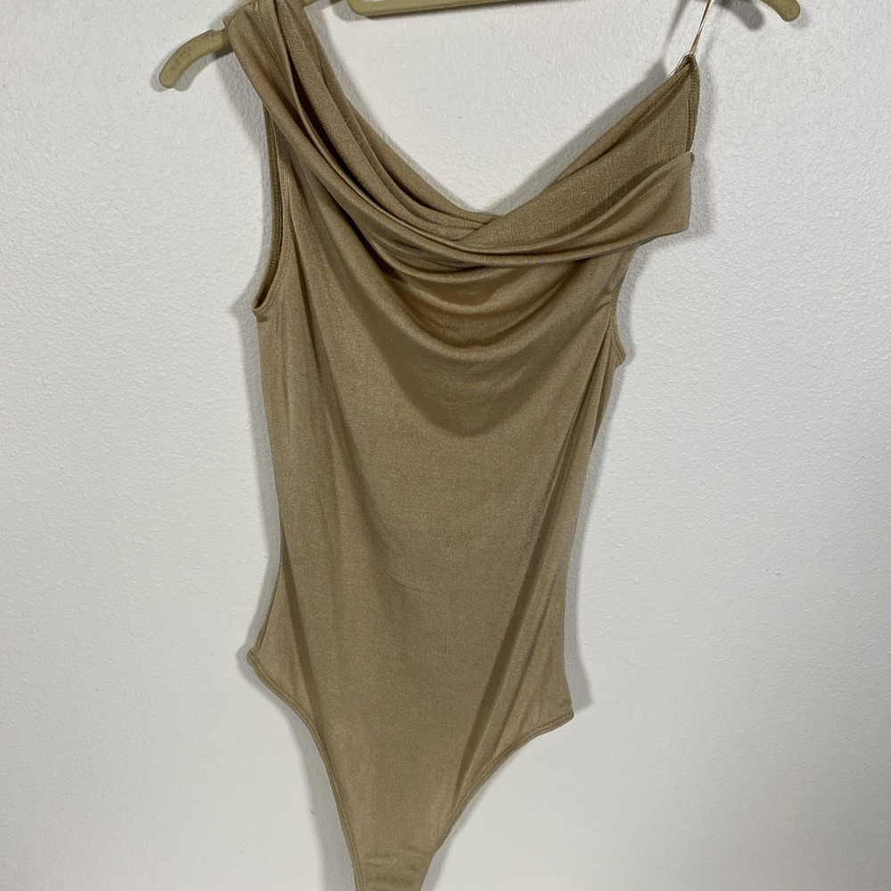 Nordstrom WAYF Sleeveless Cowl Neck off Shoulder Beige Bodysuit Size Small X1